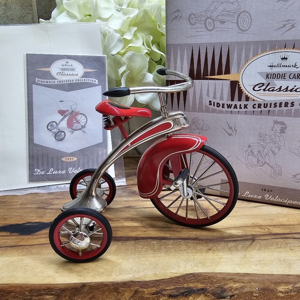 Hallmark Kiddie Car Classic  Sidewalk Cruiser Collection 1937 De Luxe Velocipede